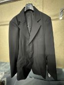 Men’s Cotswold Show Jacket in Black Size: 38