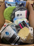 Mix Of Horse Items Including Hair Nets, Scissors, Seat Covers, Cards Etc RRP: £100