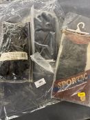 4x Pairs of Lady’s Riding Gloves Size: L