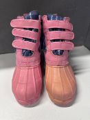 Loveson Three Strap Lilac Pink Velcro Yard Boots Size: 2