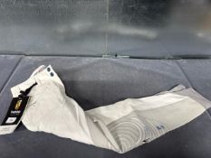 Symphony Azzura Full Seat White Jodhpurs Size: 26R