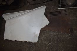 *Bedford O Series Bonnet and Sides