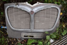 *Bedford Vintage Coach Grill
