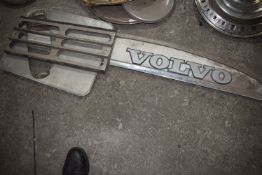 *Roof Light Cover, Volvo Badge, and 2x Bits of Trim