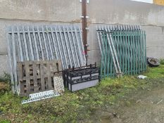 *8x Sections of Fencing (each section ~235x235cm)