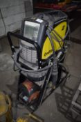 *Esab Caddy M32 Mig C2001 Mig Welder