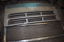 *3x Assorted Front Grills