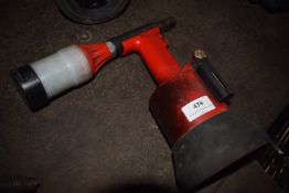 *Pneumatic Rivet Gun