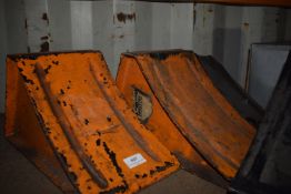 *Pair of Metal Heavy Duty Wheel Chocks