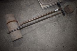 *Pair of Rollers for Laying Lino