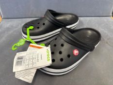 *Crocs, Black Size Men’s 3 / Ladies 4