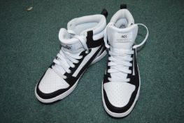 Puma High Top Trainers Size: 4