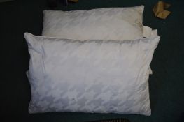 *2x Downlite Pillows