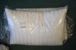 *Hotel Grand Pillows 2pk
