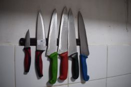 Set of Six Chef’s Knives and Magnetic Rack
