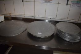 Quantity of 12”, 16” and 18” Pizza Trays