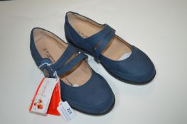 Doctor Lightfoot Women’s Orthopaedic Shoes Size: 4 (new)