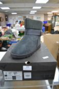 Voi Lady’s Suede Boots Size: 4
