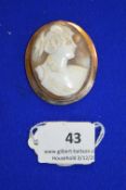 9ct Gold Cameo Brooch