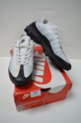 Nike Air Max 95 Ultra Essential Black & White Trainers Size: 8