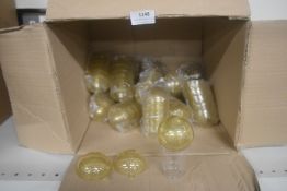 *Quantity of 6cm Fillable Gold Glitter Acrylic Baubles