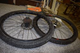 *Pair of Giant 27.5 Bicycle Wheels