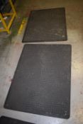*4x Rubber Floor Mats