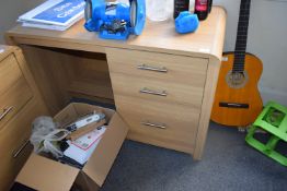 *Light Oak Effect Single Pedestal Desk