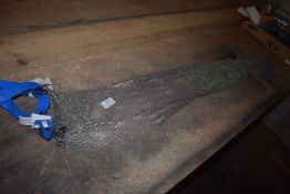 *Anti Cut Long Sleeve Glove