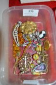 Vintage Costume Jewellery Brooches, Badges, etc.