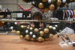 *5ft Light Up Christmas Garland on Decorative Pole (salvage)