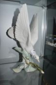 Lladro Figure of a Dove
