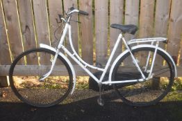 Pon Amersfoort White 22” Bicycle (AF)