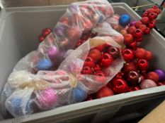 *Very Large Quantity of Christmas Decorations