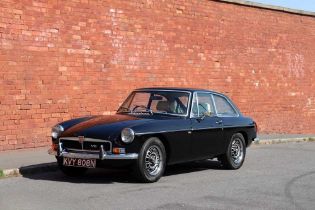 1974 MG B GT V8 Home market, factory V8 example