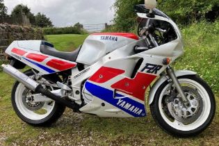 1989 Yamaha FZR1000 Exup