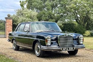 1972 Mercedes-Benz 280 SE 3.5 c.£130,000 restoration
