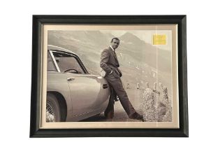 Sean Connery as James Bond Autograph Presentation No Reserve