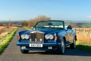 1989 Rolls-Royce Corniche II Convertible Concours example, 33,000 miles and essentially one owner fr