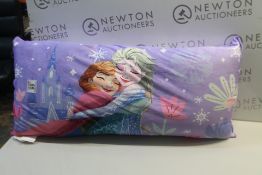 1 DISNEY CHARACTER REVERSIBLE BODY PILLOW 51 X 102 CM RRP Â£19