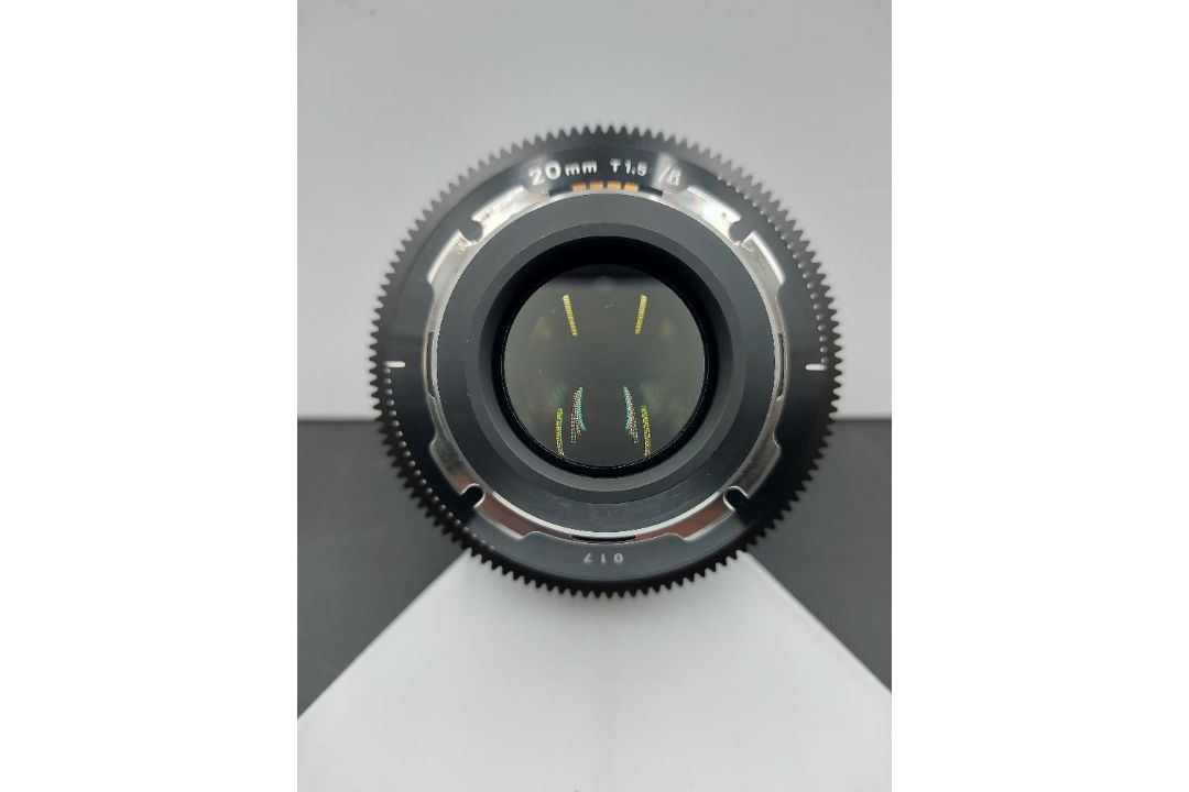 Sigma High Speed FF Prime (3) Lens Set - Image 13 of 15