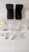 (19) Plain gold necklaces