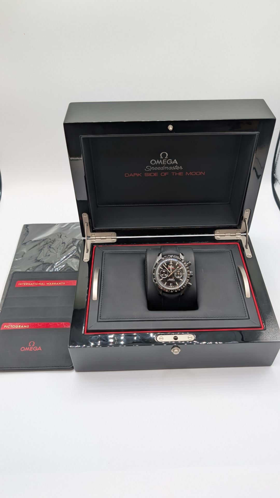 Omega Speedmaster Dark Side of the Moon Black Ceramic, Coated nylon fabric strap - Image 10 of 13