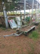 Mobile steerable trailer