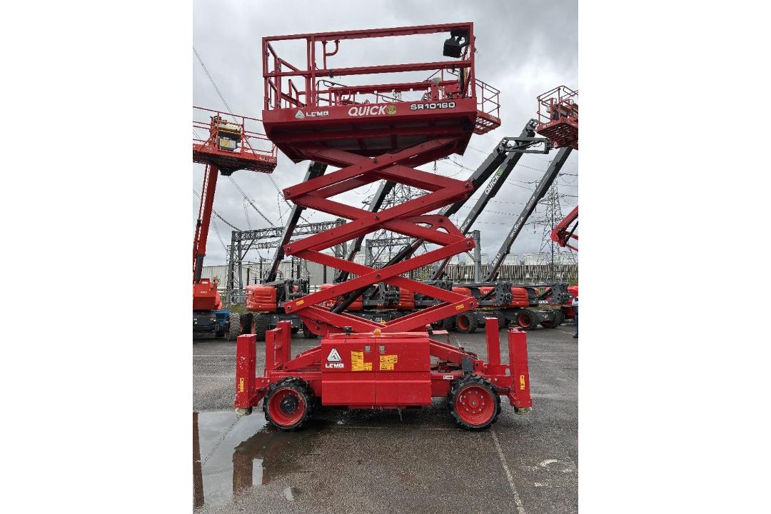 LGMG SR1018D / 3369 RT 12mtr Diesel Scissor Lift - Image 14 of 16