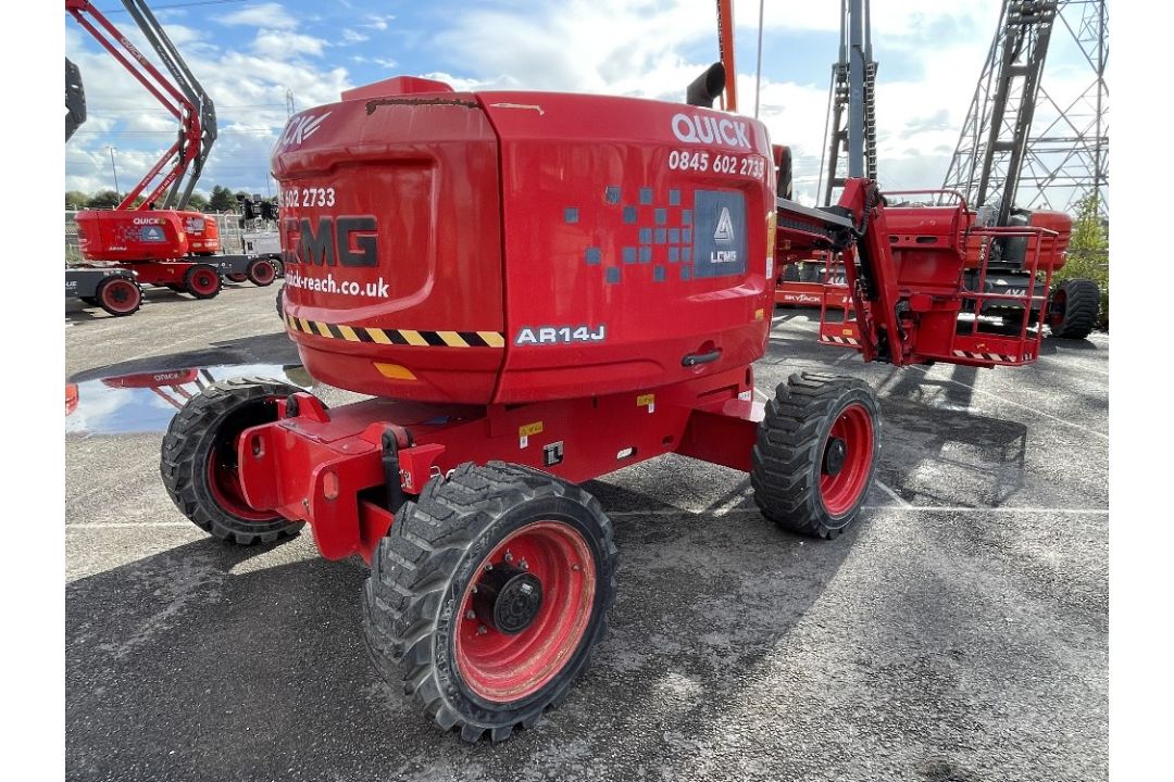 LGMG AR14J 15mtr Diesel Articulating Boom - Image 4 of 17