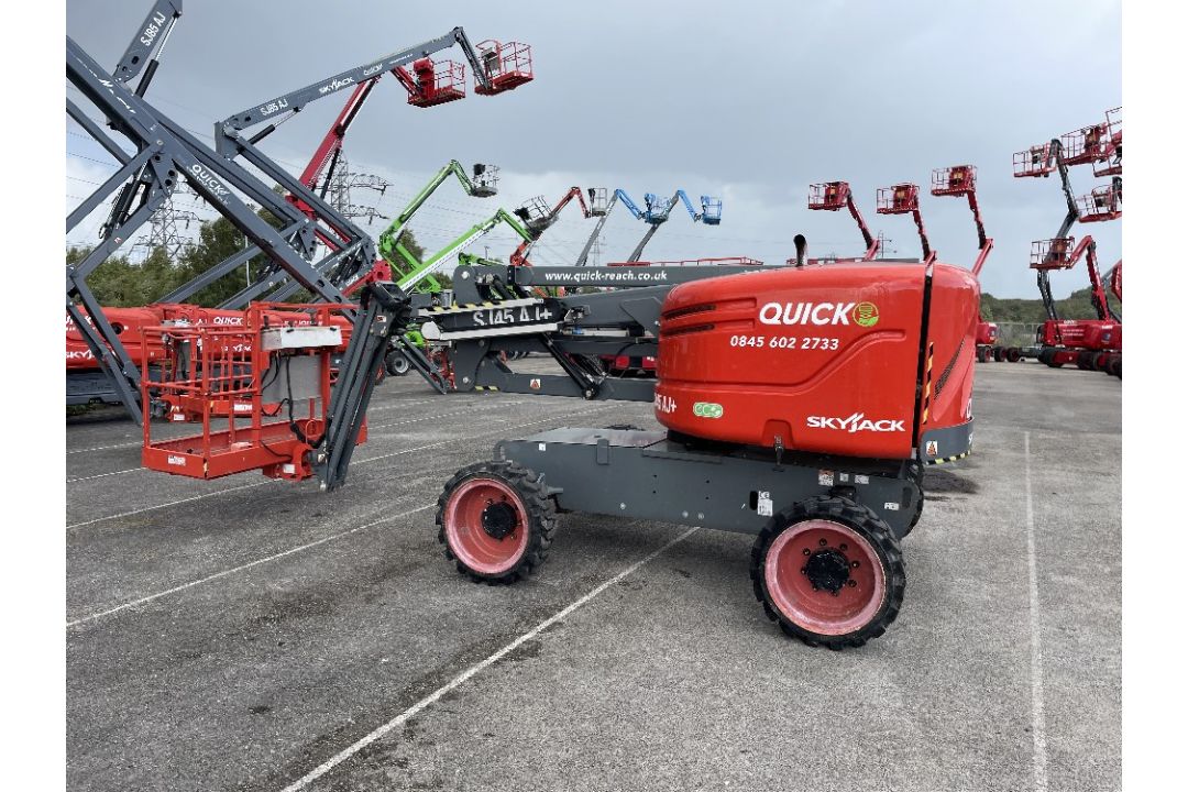 Skyjack SJ45AJ XCAP 15mtr (CE) Diesel Articulated Boom - Image 2 of 16