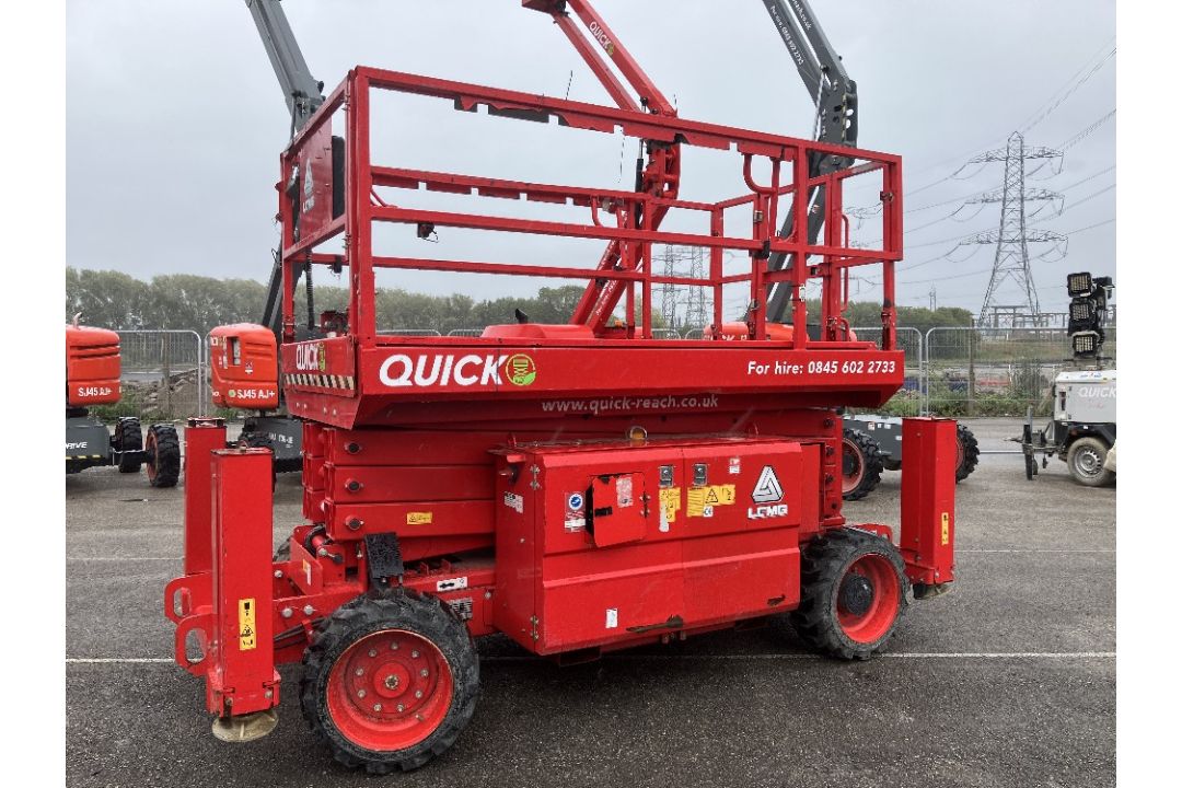 LGMG SR1018D / 3369 RT 12mtr Diesel Scissor Lift - Image 4 of 11