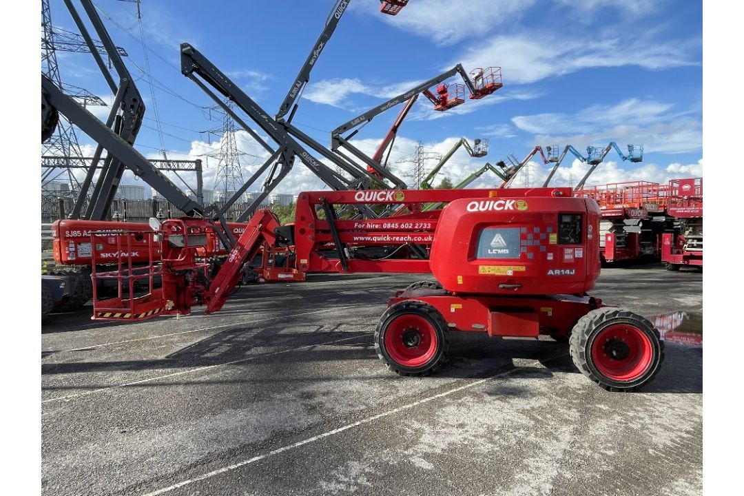 LGMG AR14J 15mtr Diesel Articulating Boom - Image 1 of 18