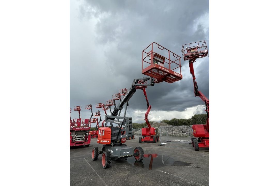 Skyjack SJ45AJXCE 15mtr Diesel Articulating Boom - Image 15 of 17